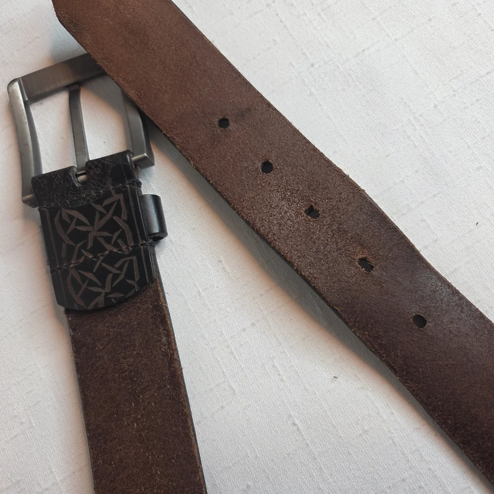 Men’s Brown Leather Belt Embossed Skulls Celtic Knot Size 36